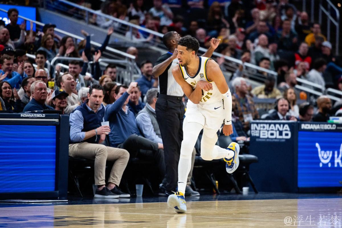 哈利伯顿面对多尔特冷静命中干拔三分 哈利伯顿面对多尔特冷静命中干拔三分